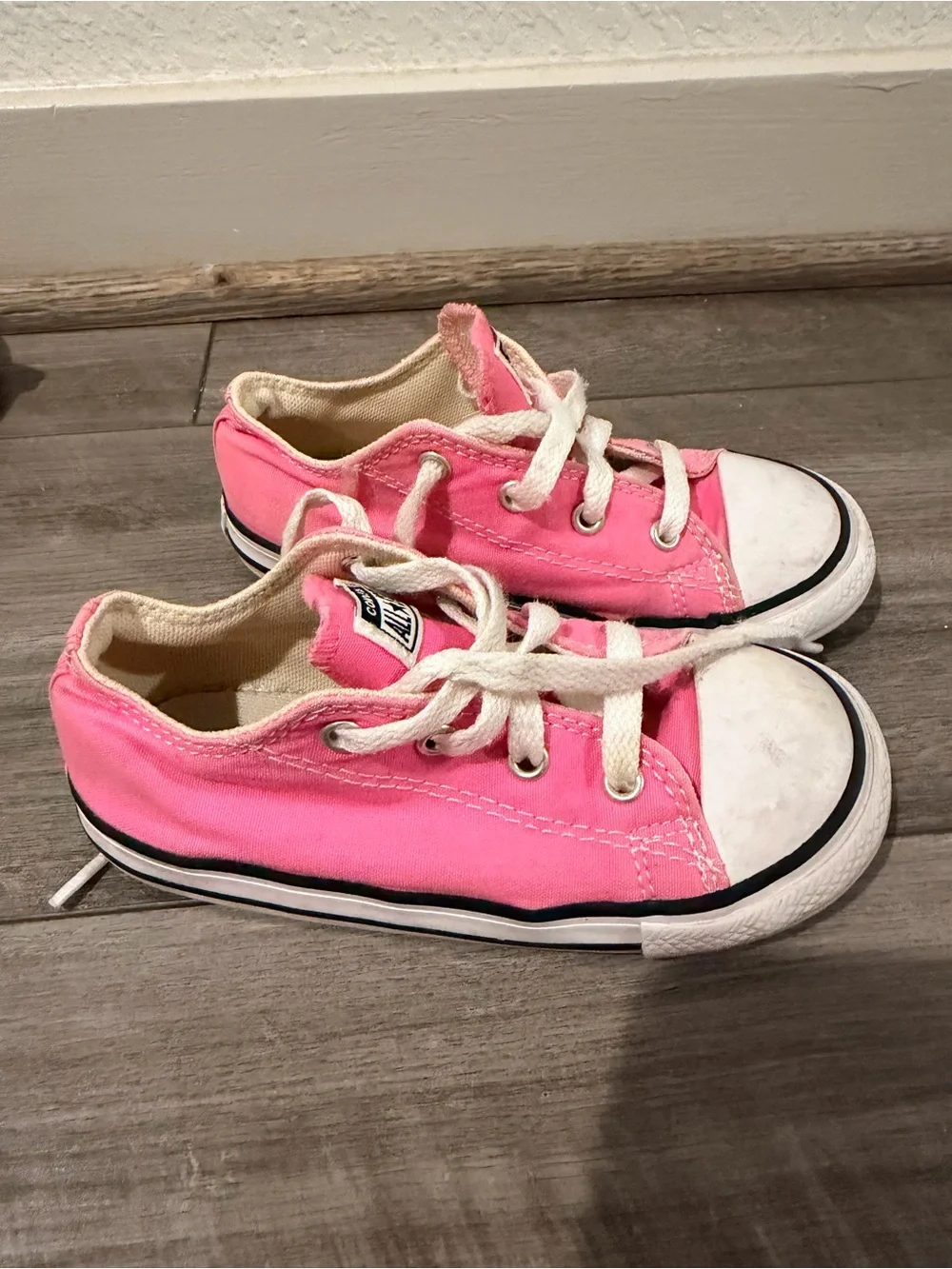 Converse Kids Pink Canvas Low Top Sneakers